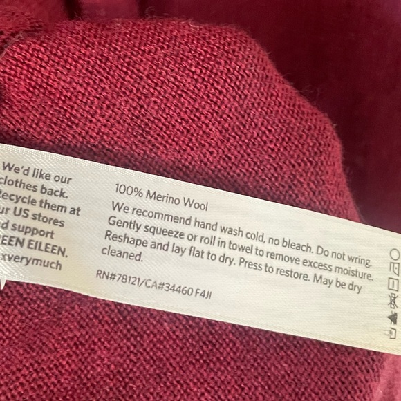 Eileen Fisher | Merino Wool Scoop Neck Sweater. Italian Yarn. Burgundy. Small - Picture 6 of 7